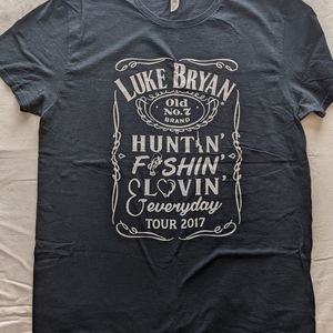 Luke Bryan "Huntin, Fishin, & Lovin Everyday" 2017 Tour Merch, Large T-Shirt